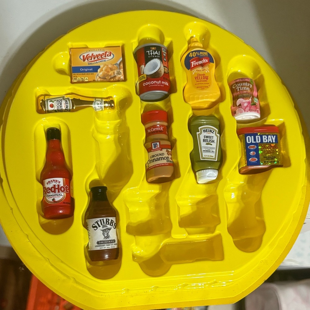 Mini brands collector case - Picture 6 of 10